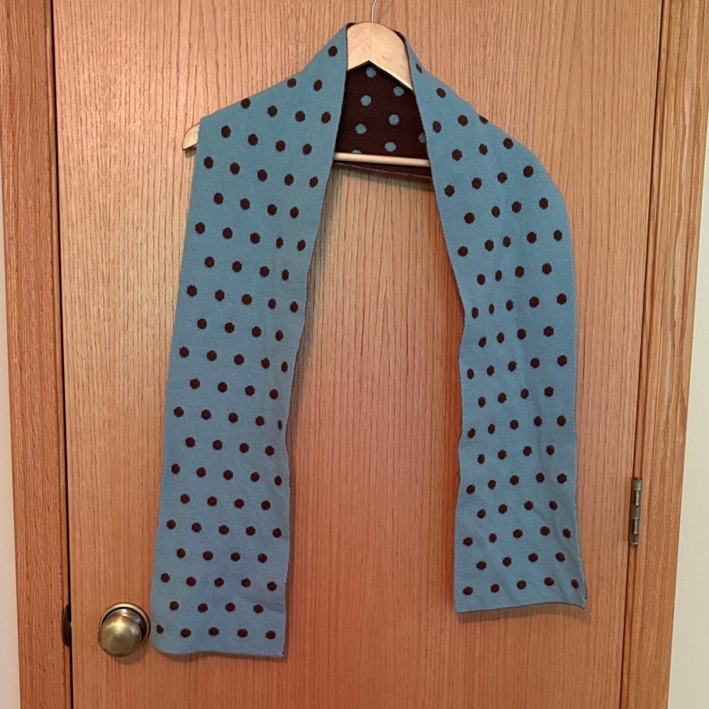 Garnet Hill lambs wool scarf in blue polka dot